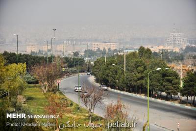 هوای اصفهان و ۳ شهر مجاور آن ناسالم می باشد