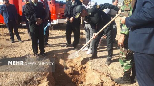 شروع عملیات اجرائی طرح کاشت یک میلیارد درخت در اصفهان