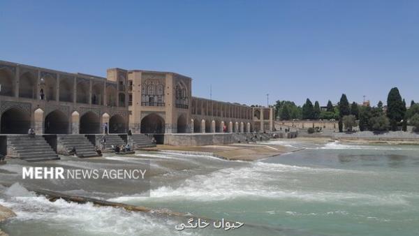هوای اصفهان در مرز آلودگی است