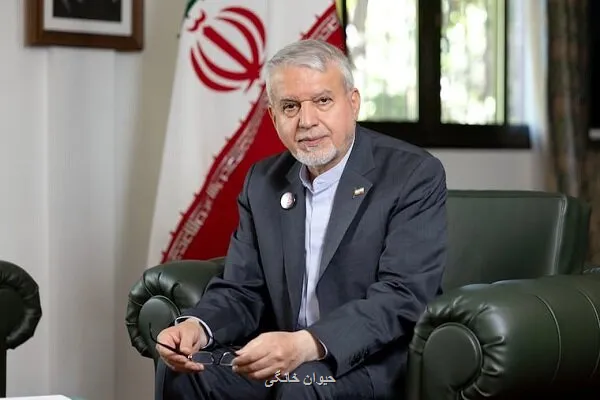 اعتماد ایرانی ها خارج از کشور باید بازسازی شود