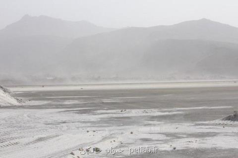 تثبیت ریزگردها در اطراف دریاچه ارومیه